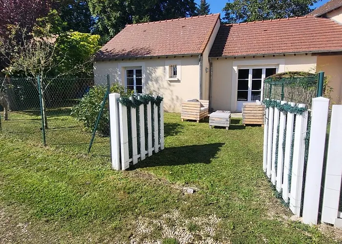 Maison De Plein Pied Avec Jardin Privatif Centre Ville
