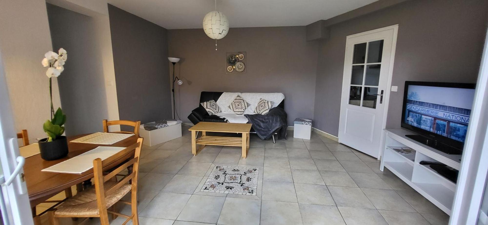 Maison De Plein Pied Avec Jardin Privatif Centre