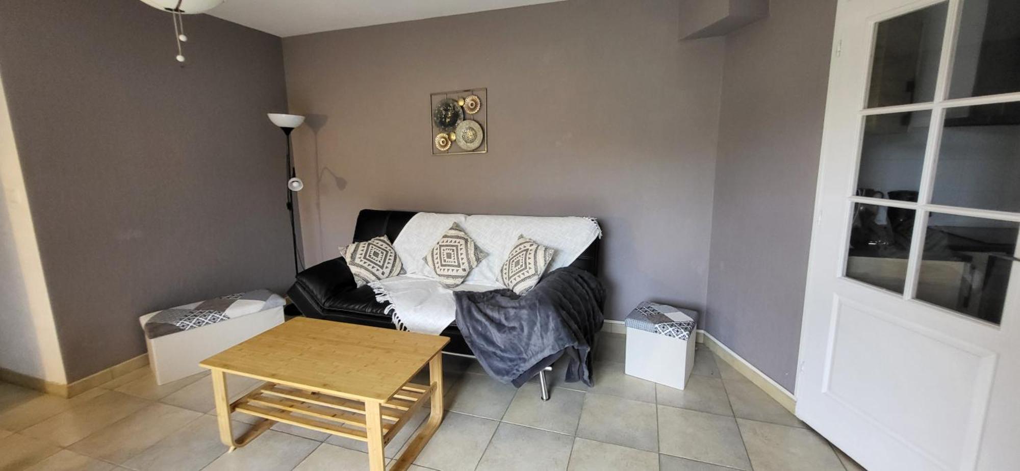 Maison De Plein Pied Avec Jardin Privatif Centre